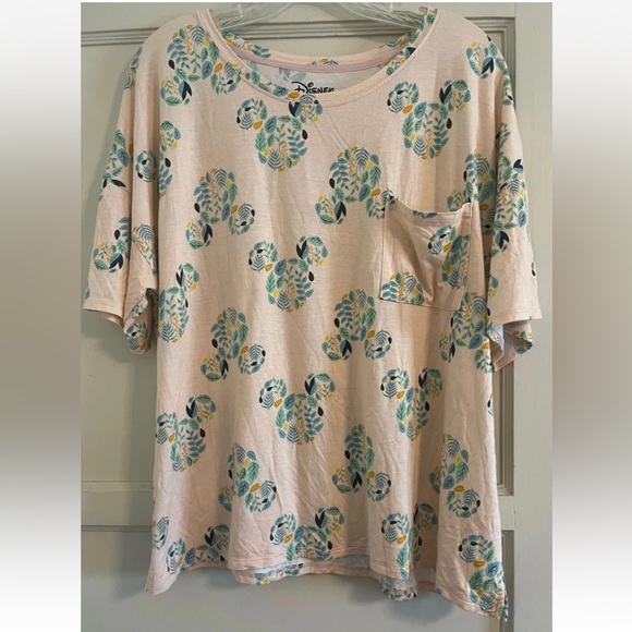 Disney Other - Disney pajama top
